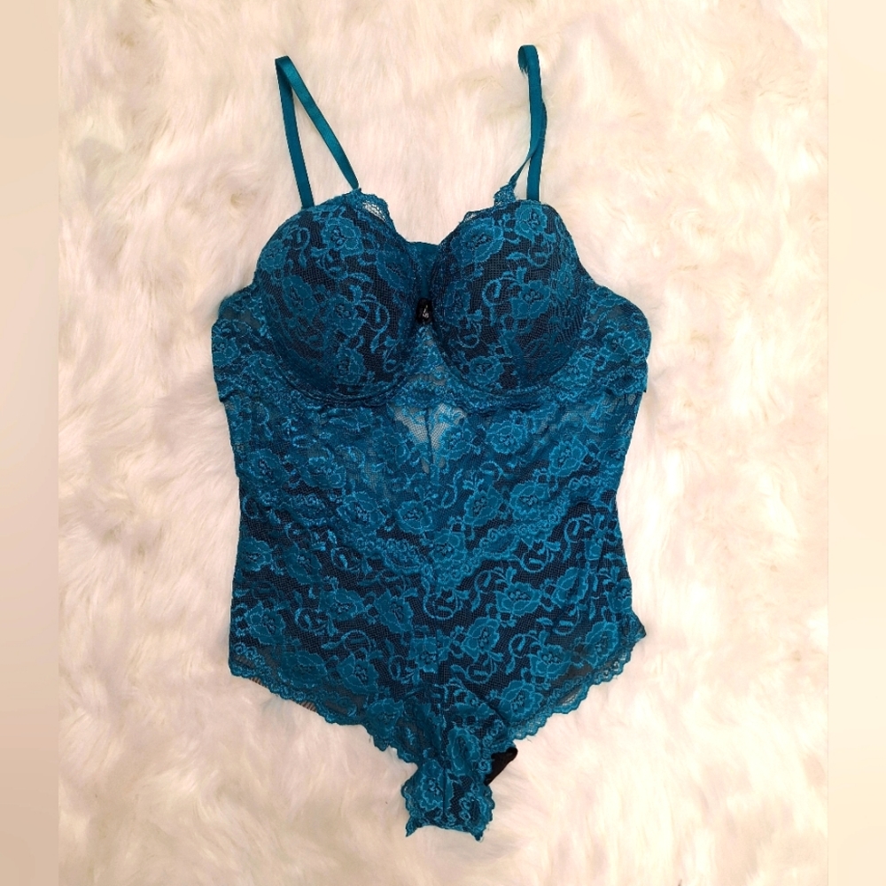 Turquoise lace teddy- NWOT